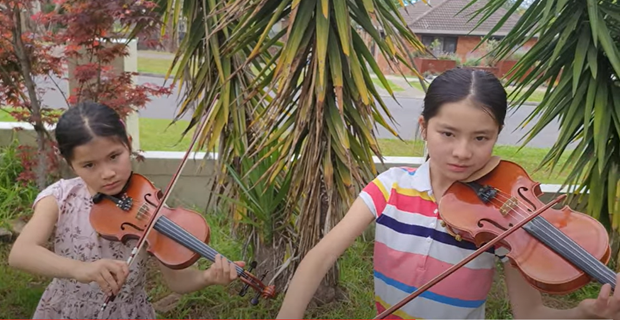 Vietnamese children in Australia perform online concerts to raise funds for COVID-19 fight in homeland